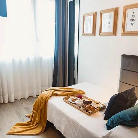 Art Hotel Milano Prato  Exterior photo