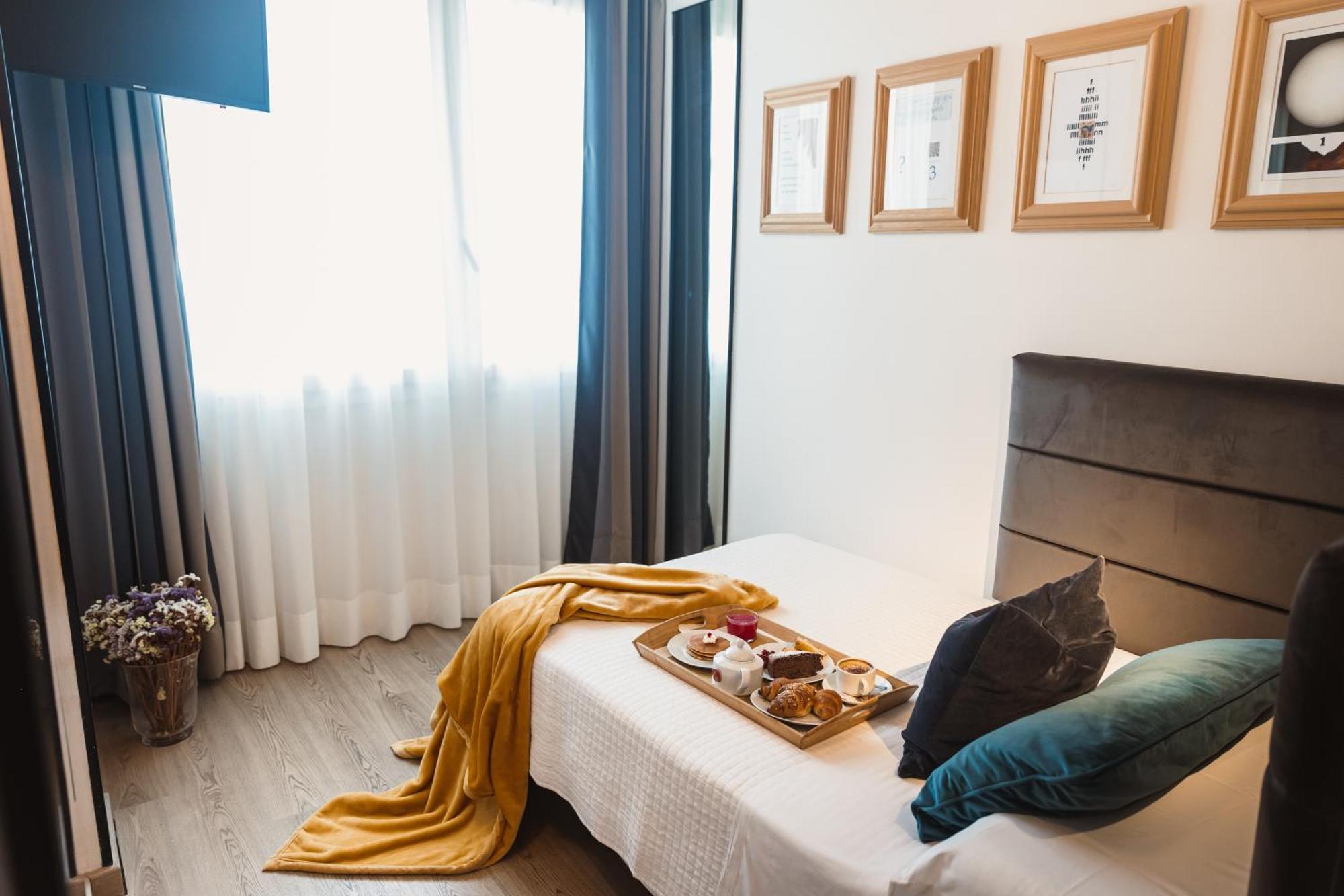 Art Milano Hotel 4*